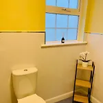 Ashfield Apartament