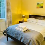 Apartament Ashfield *